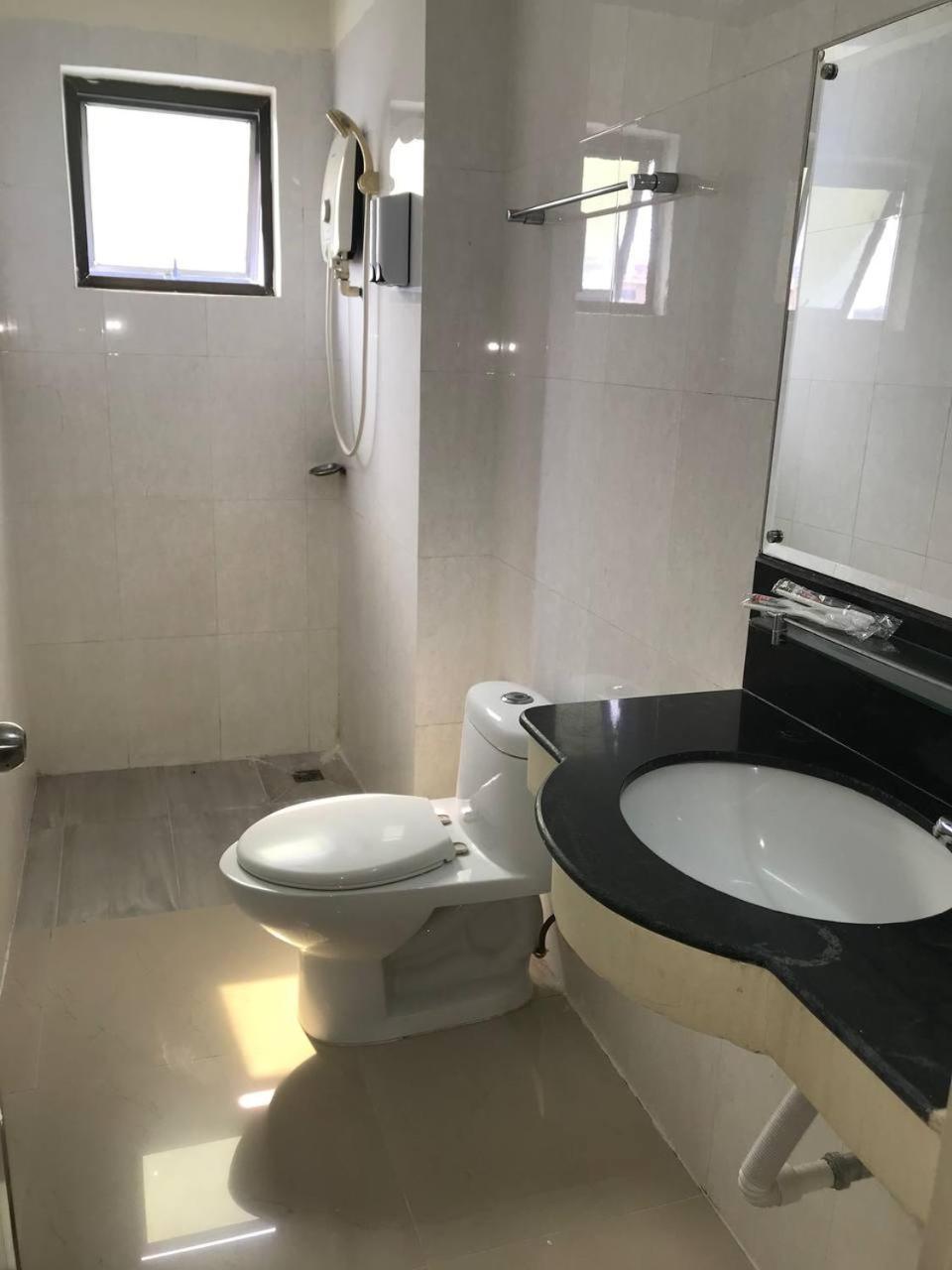 Galaxy Rs Hotel Phnom Penh Dış mekan fotoğraf